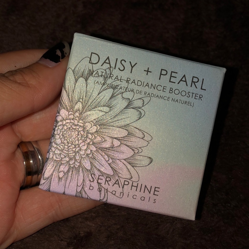 Natural highlighter Daisy+Pearl